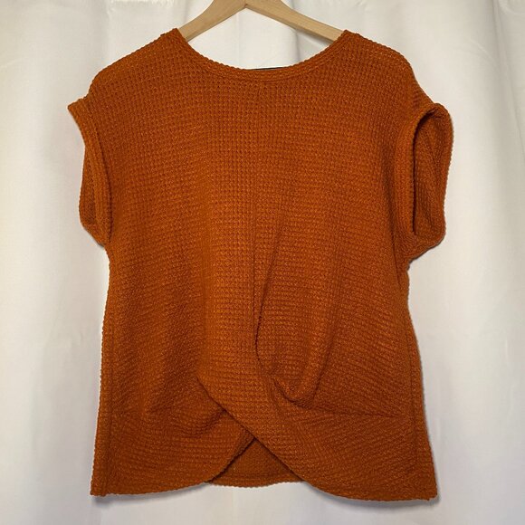 Emery Rose Orange Rust Twist Hem Womens M Shirt Dolman Sleeve Waffle Knit EUC - Picture 1 of 8